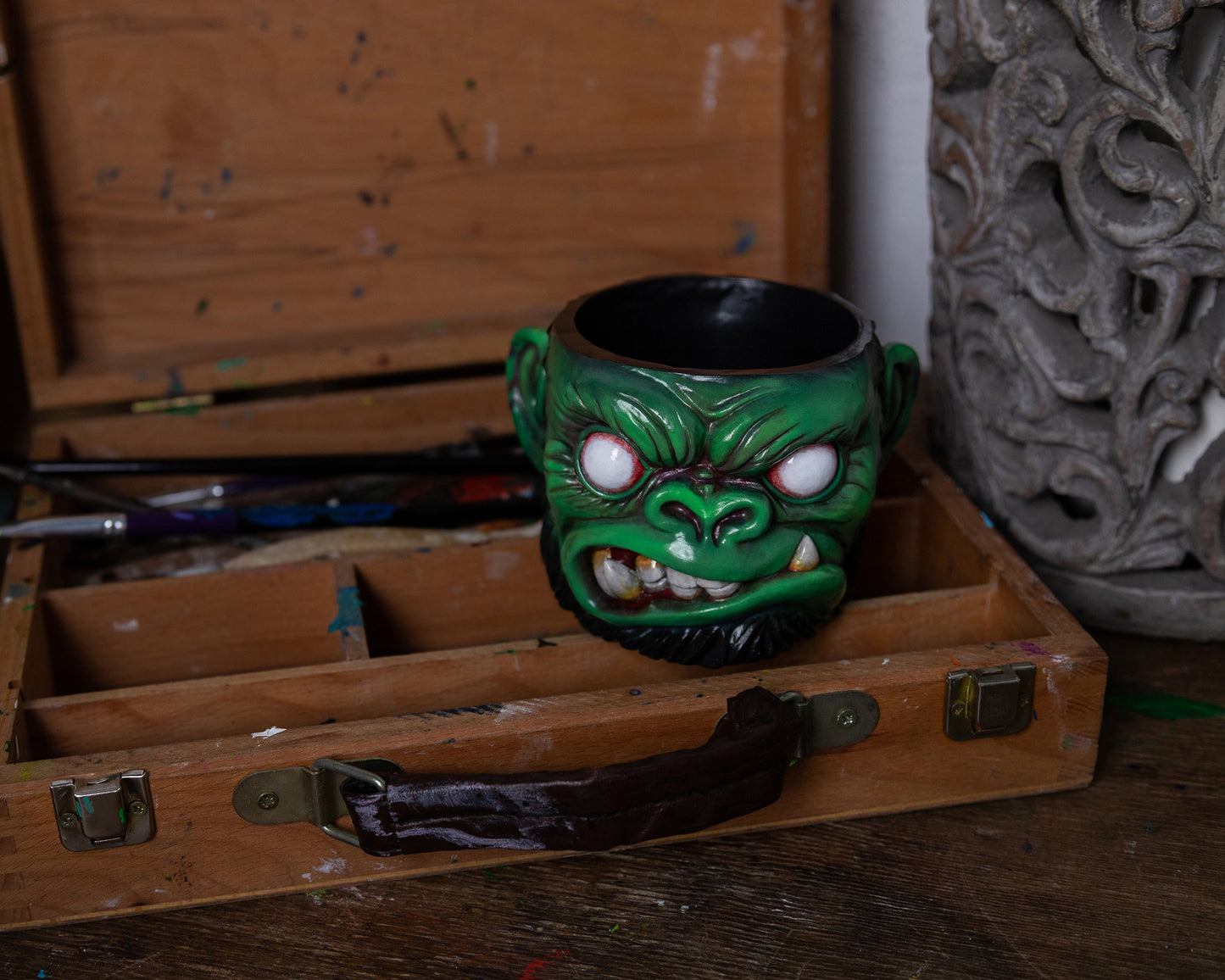 Zombie Ape resin pot