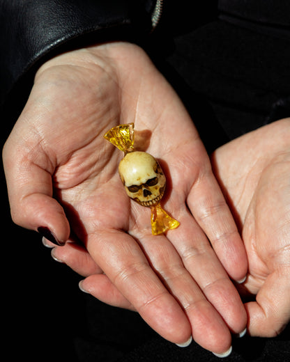 Skull Candy Pin