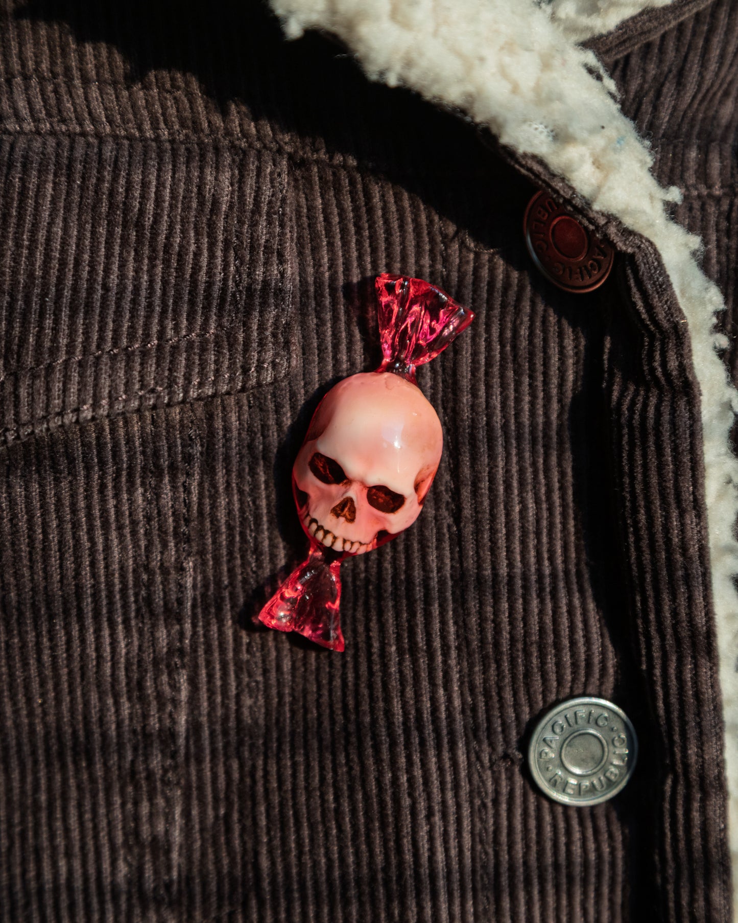 Skull Candy Pin