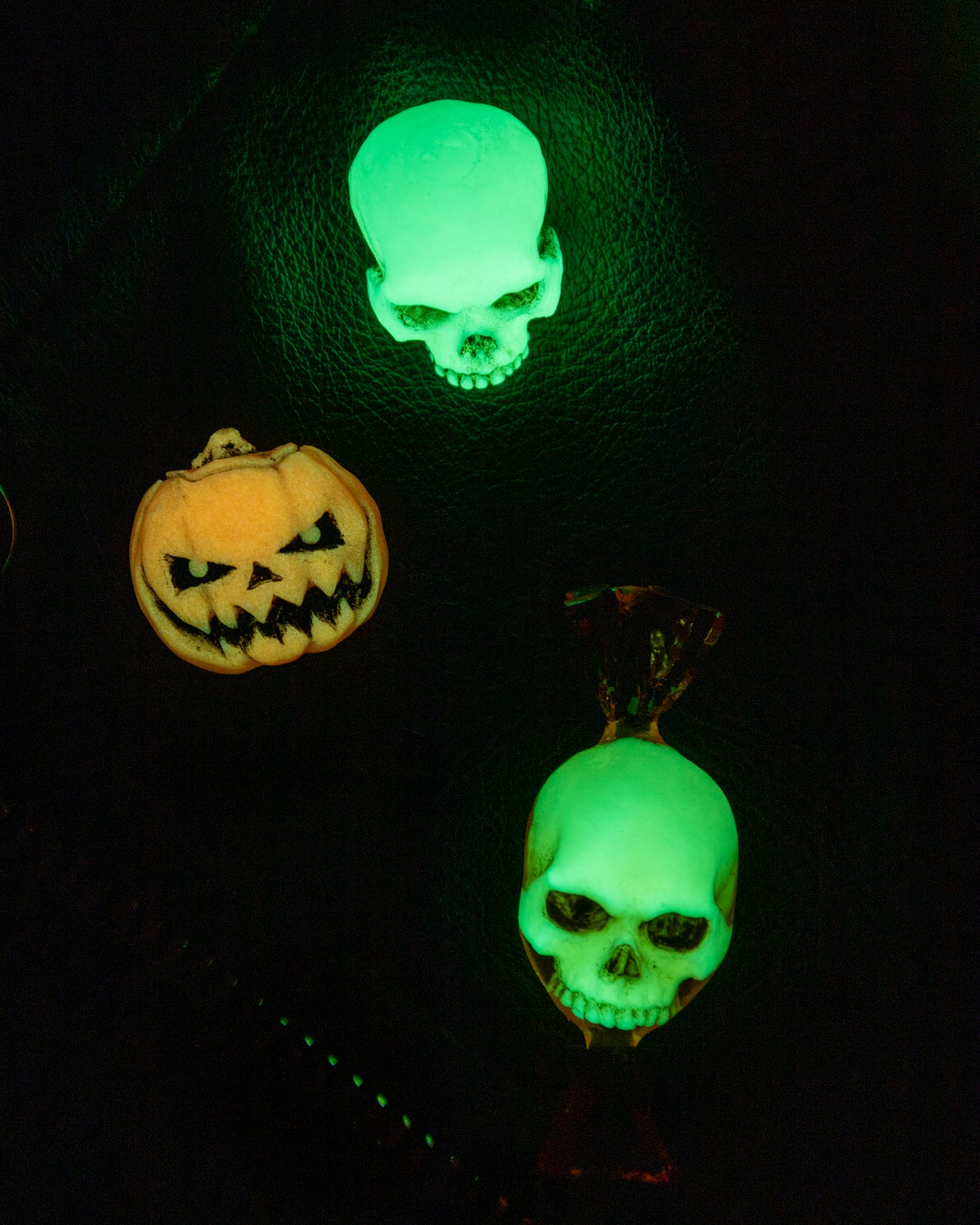 GITD Pumpkin Pin