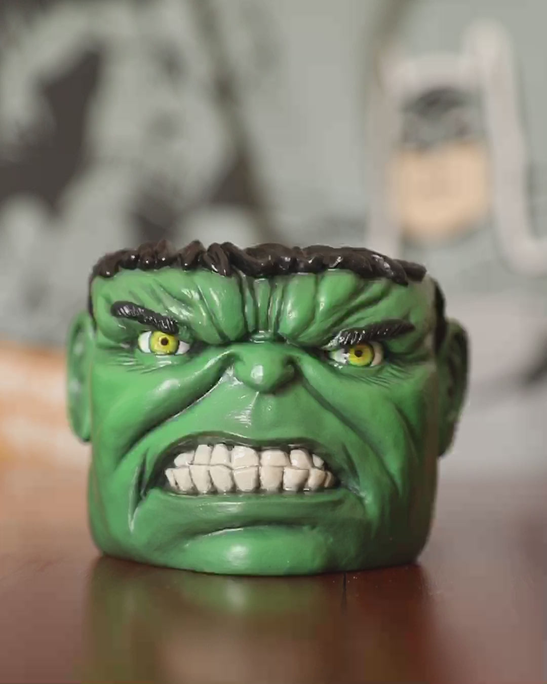 Apes Art, resin art, handmade, boyfriend gift, birthday gift, handcraft, Christmas gift, gift for husband, hulk, smash, fan art, marvel universe, comics, green, pot, planter